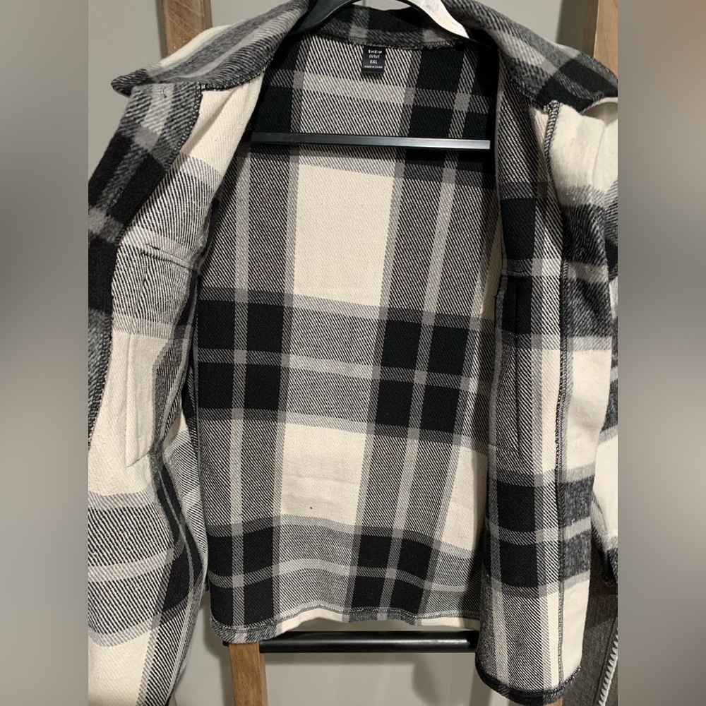 NWOT Womens Shacket - Picture 4 of 6